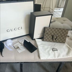 Gucci Dionysus GG Supreme Chain Wallet